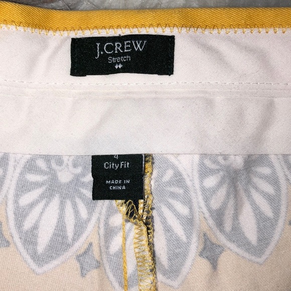J Crew size 4 city fit mustard floral print shorts - Picture 4 of 6